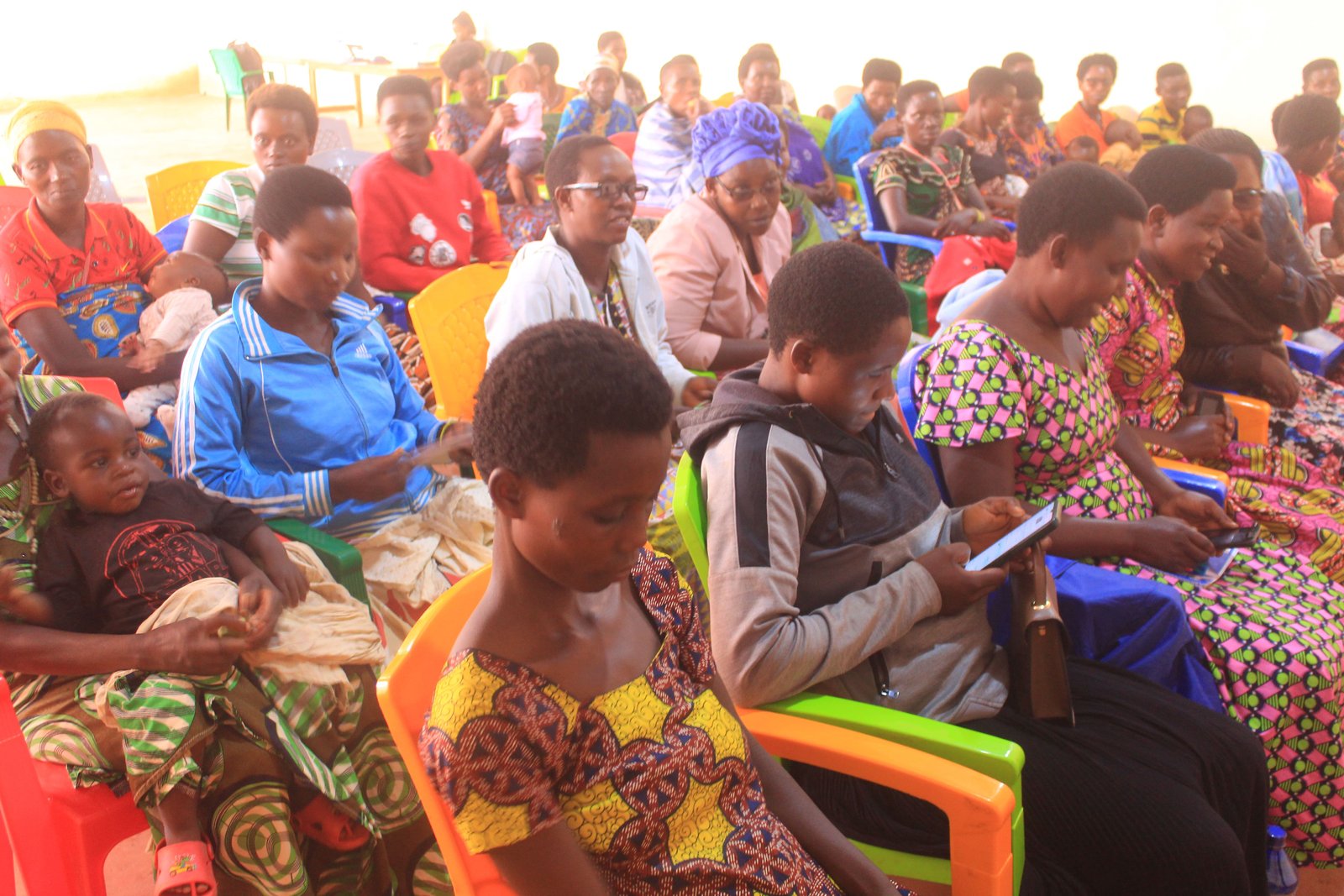 Session de formation des femmes membres des OSC féminines sur des thématiques variées par l’association icirore c’amahoro en zone Butezi